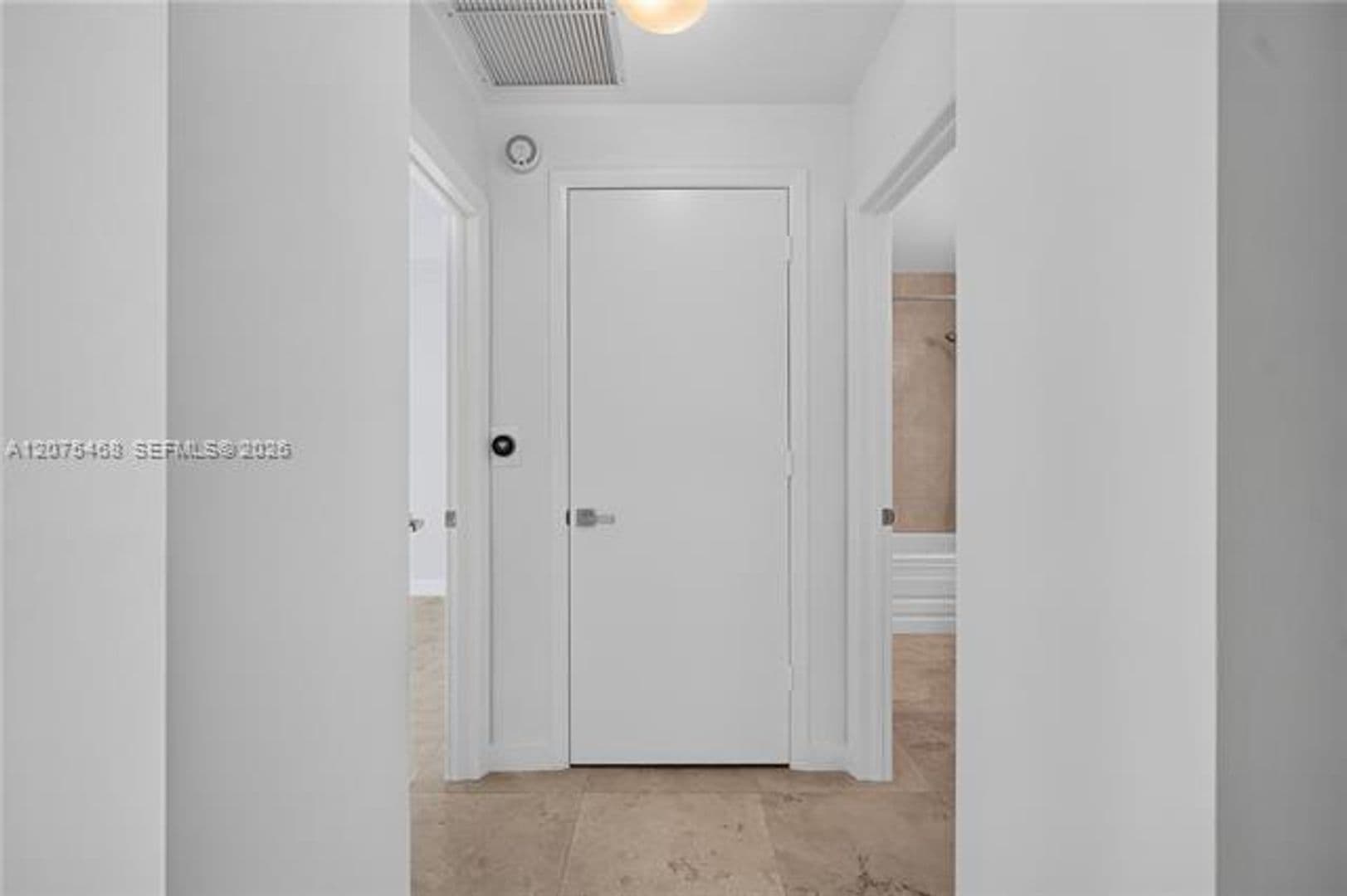 Miami Condo: 31 SE 5th St cu-4212