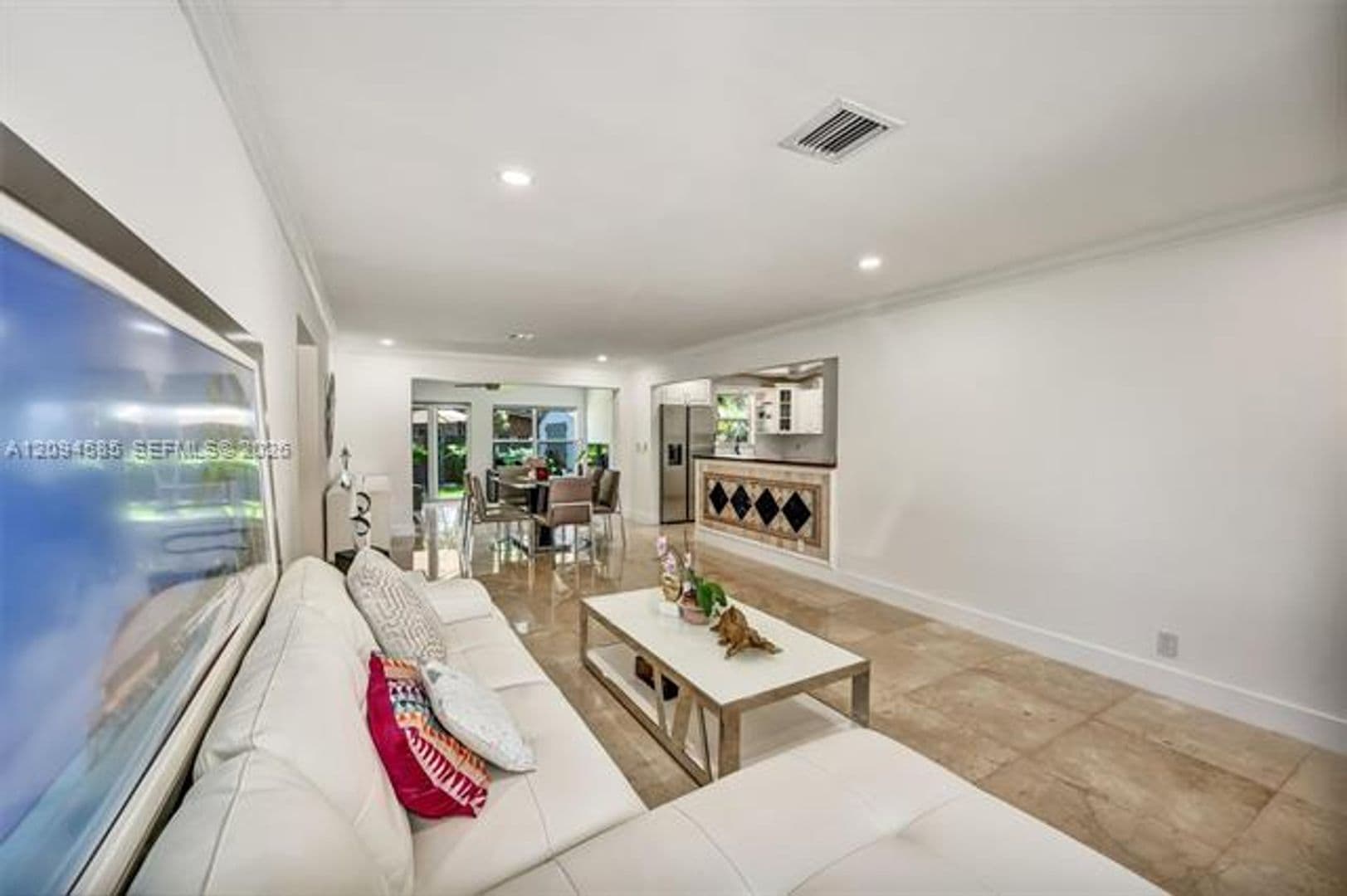 Hallandale Beach House: 814 NE 4th St # 0