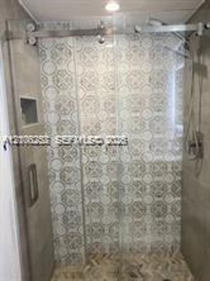 Hollywood Condo: 2201 S Ocean Dr cu-1507