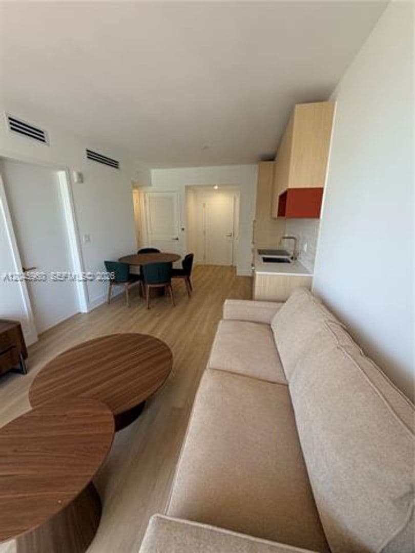 Miami Condo: 90 NE 32nd St cu-706