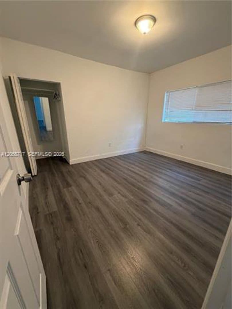 Miami House: 328 SW 15th Ave # 328