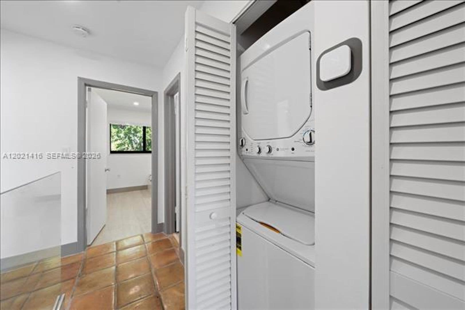 Coral Gables Townhome: 5750 Turin St th 207