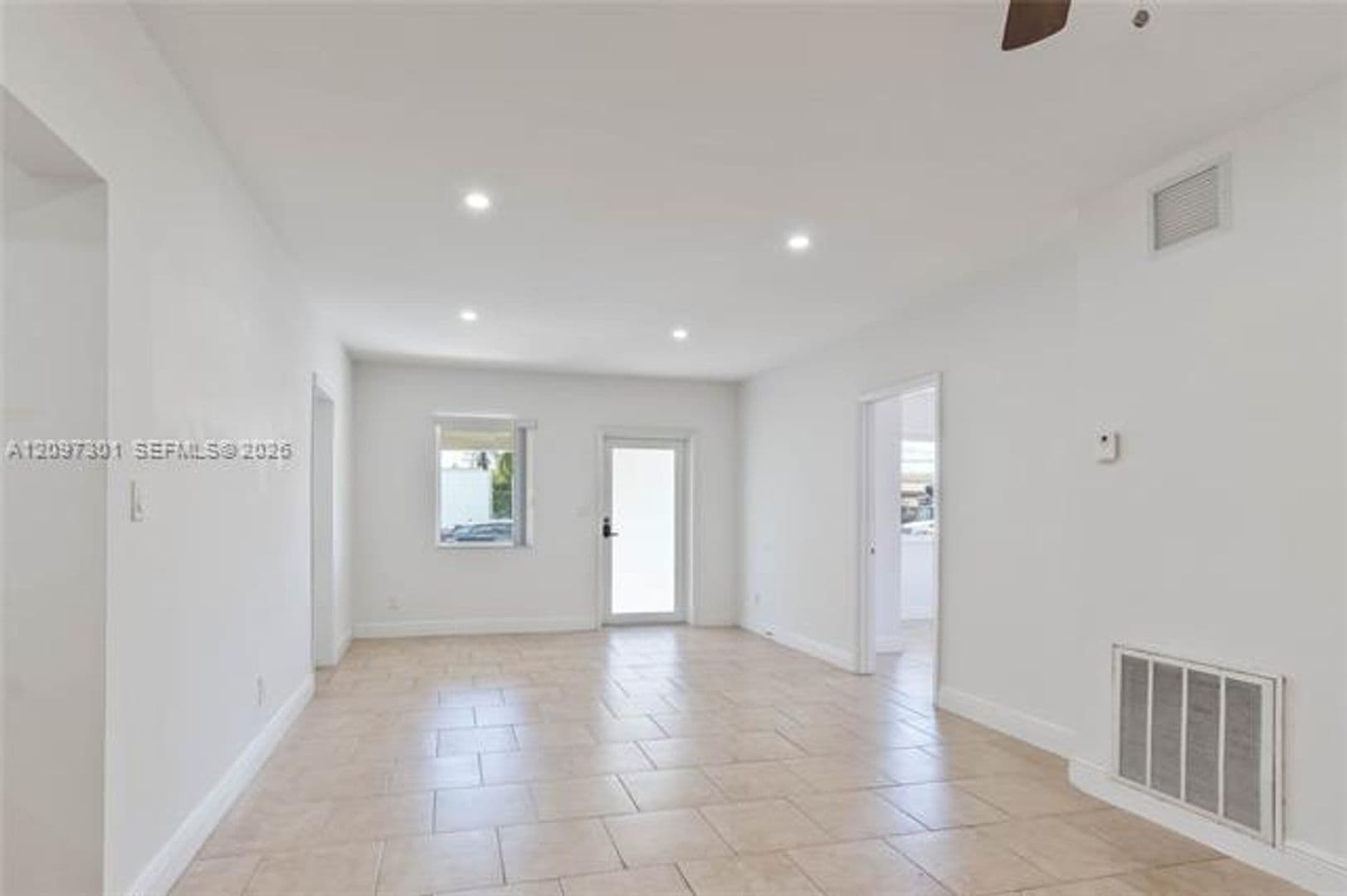 Miami House: 3916 SW 58th Ave # 3916