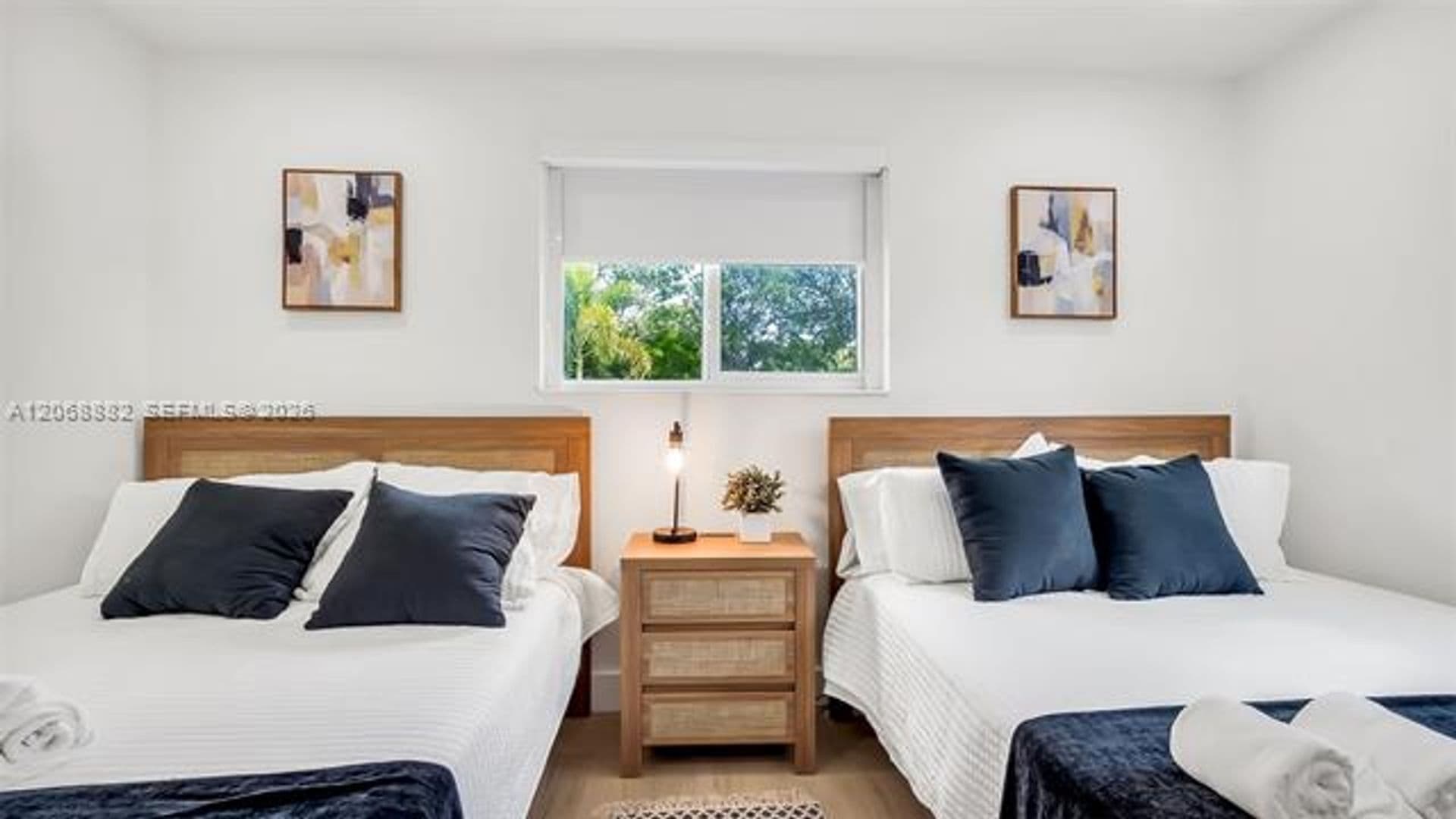 Hollywood House: 1116 N 31st Ave # 1116