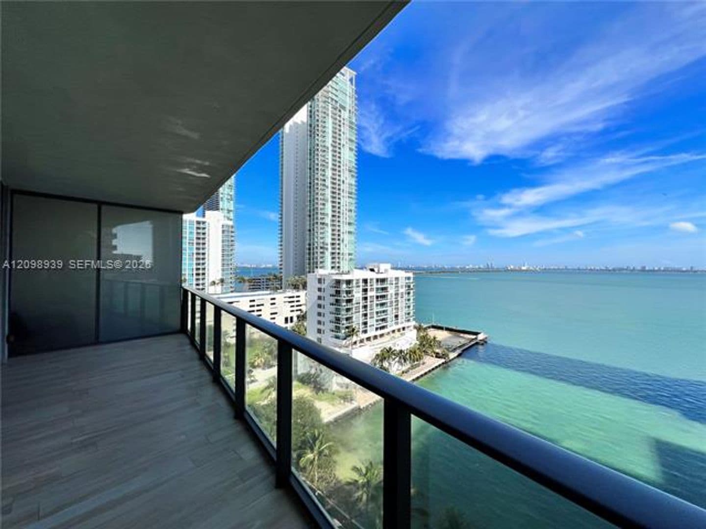 Miami Condo: 460 NE 28th St cu-1206