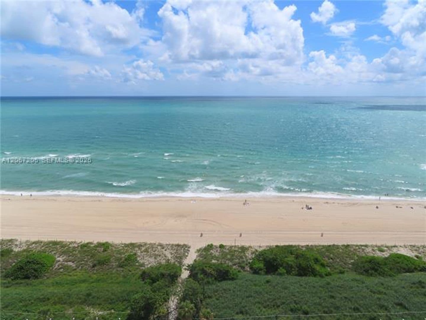 Miami Beach Condo: 5701 Collins Ave cu-1611