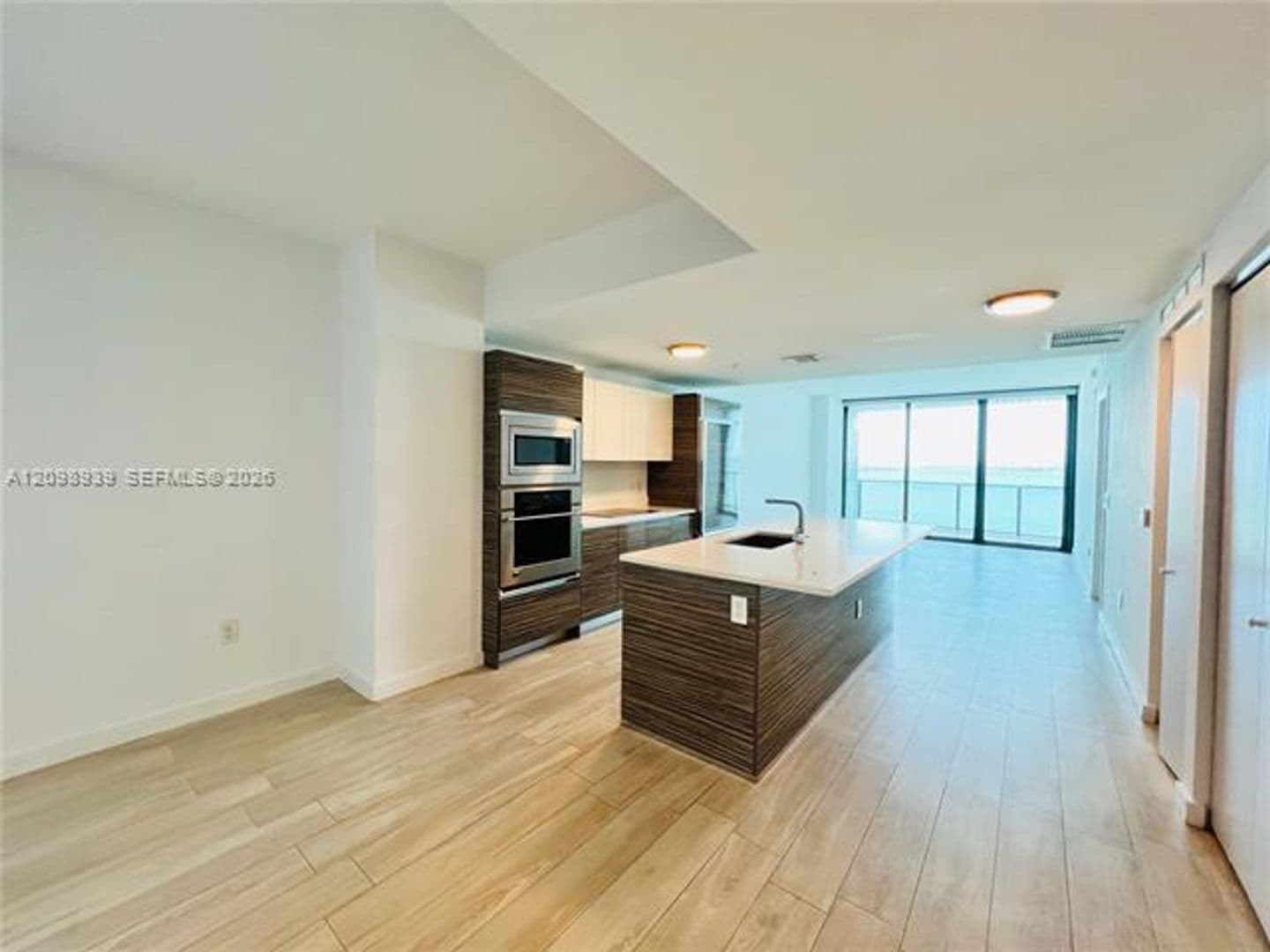 Miami Condo: 460 NE 28th St cu-1206