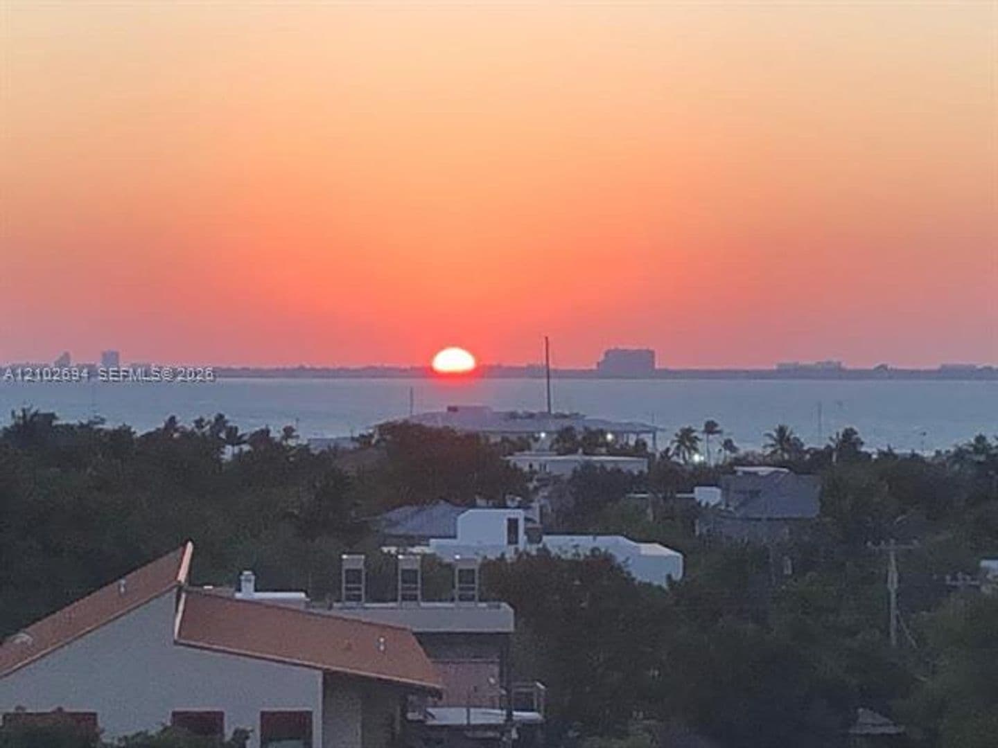 Key Biscayne Condo: 77 Crandon Blvd cu-8D