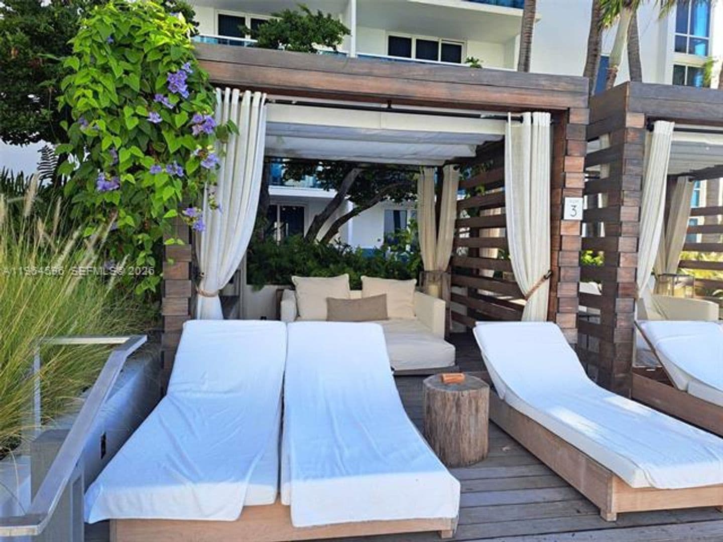 Miami Beach Condo: 2301 Collins Ave cu-504