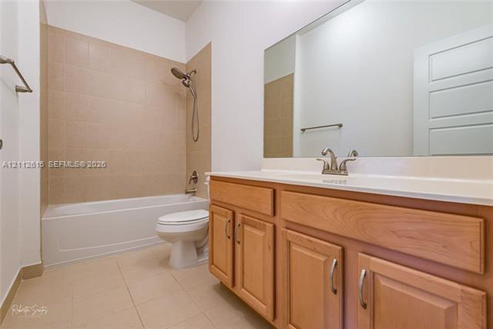Miami House: 771 NE 191st St # 0
