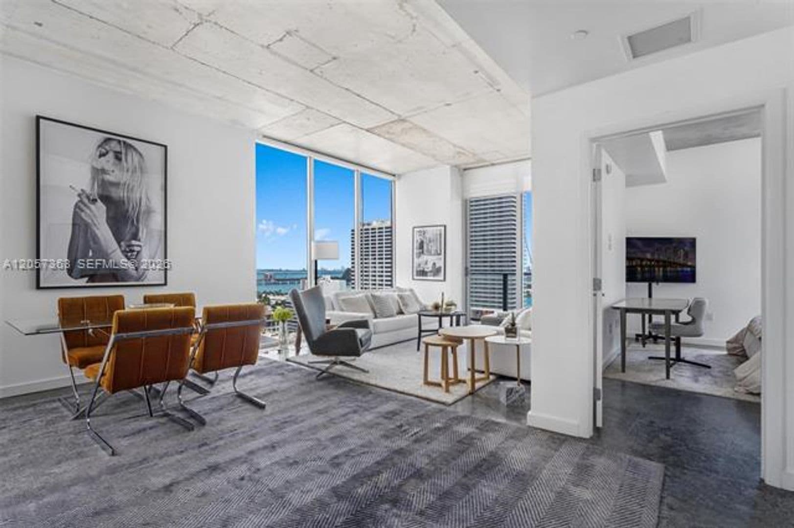 Miami Condo: 151 SE 1st St cu-2102