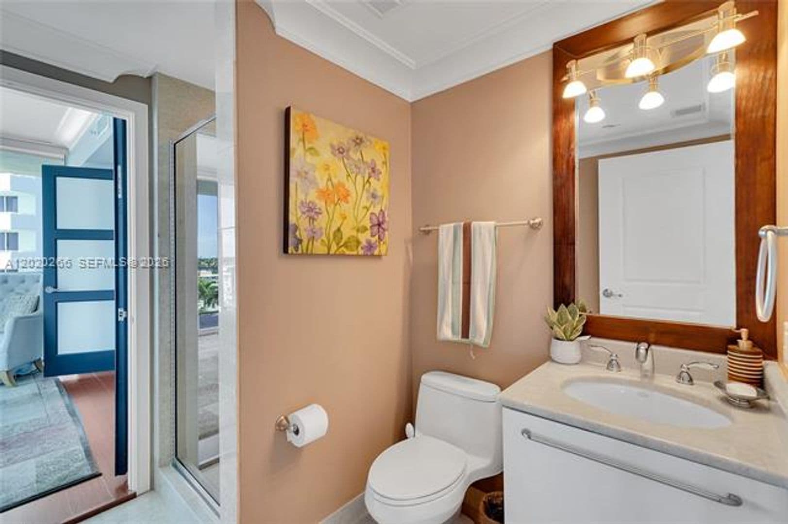 Hollywood Condo: 3101 S Ocean Dr cu-701