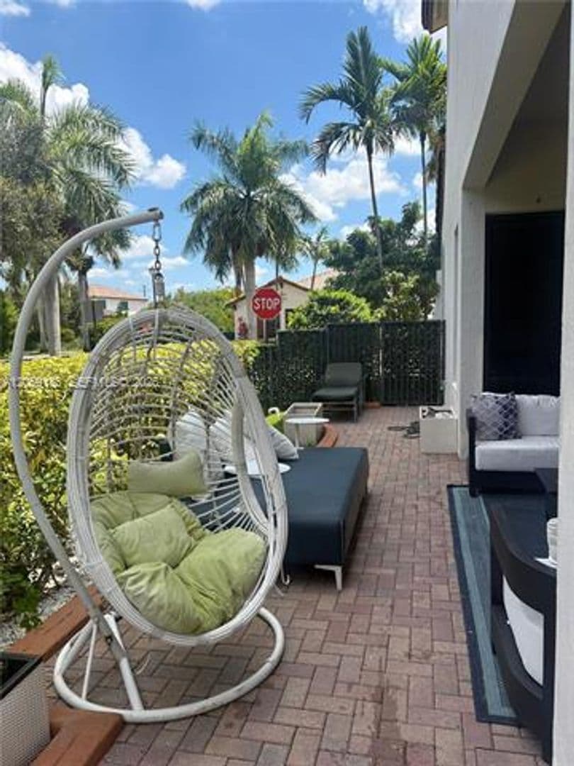Cooper City Townhome: 8378 NW 39th Ct # 0