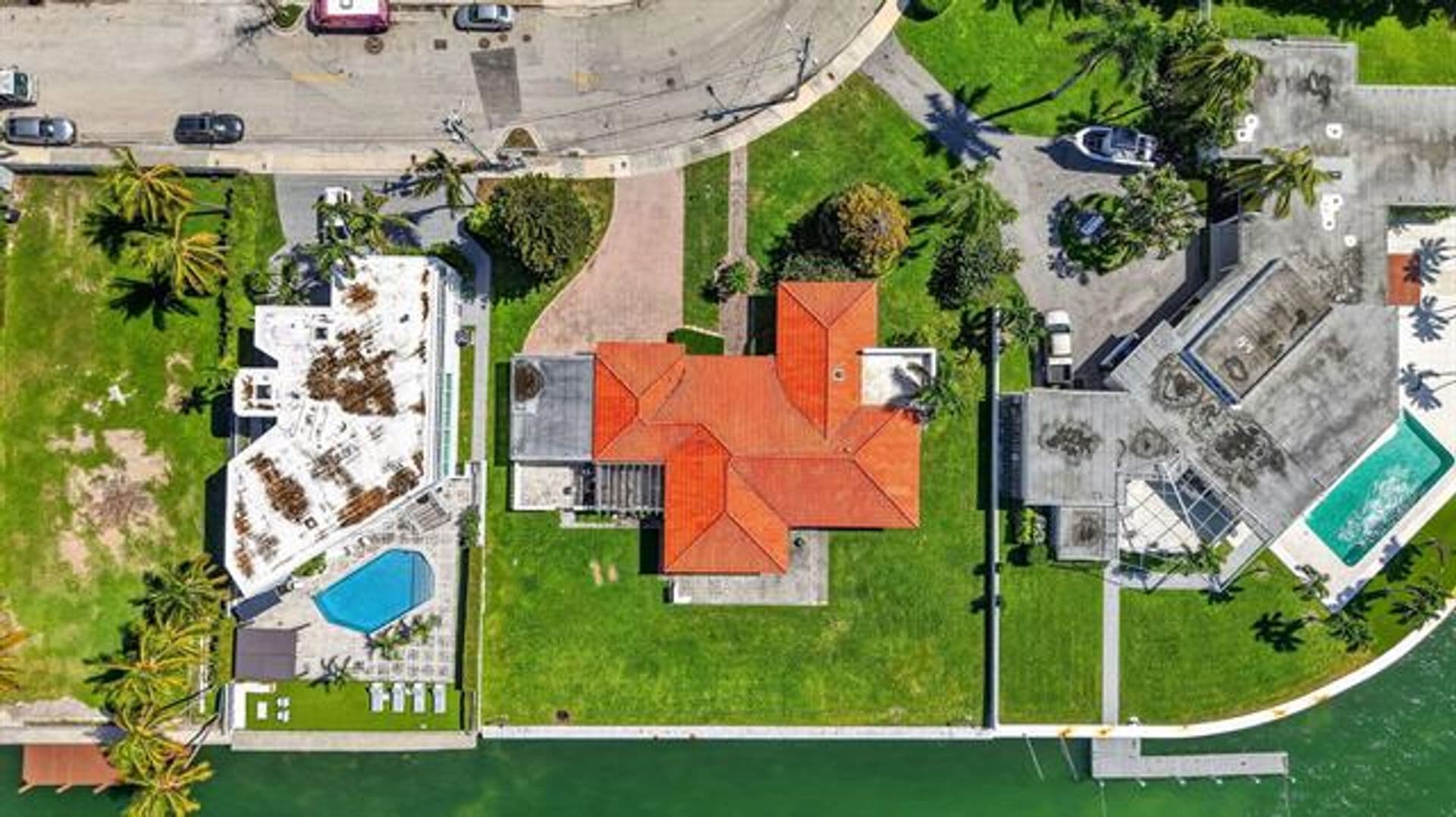 North Bay Village House: 7500 W Treasure Dr # 7500