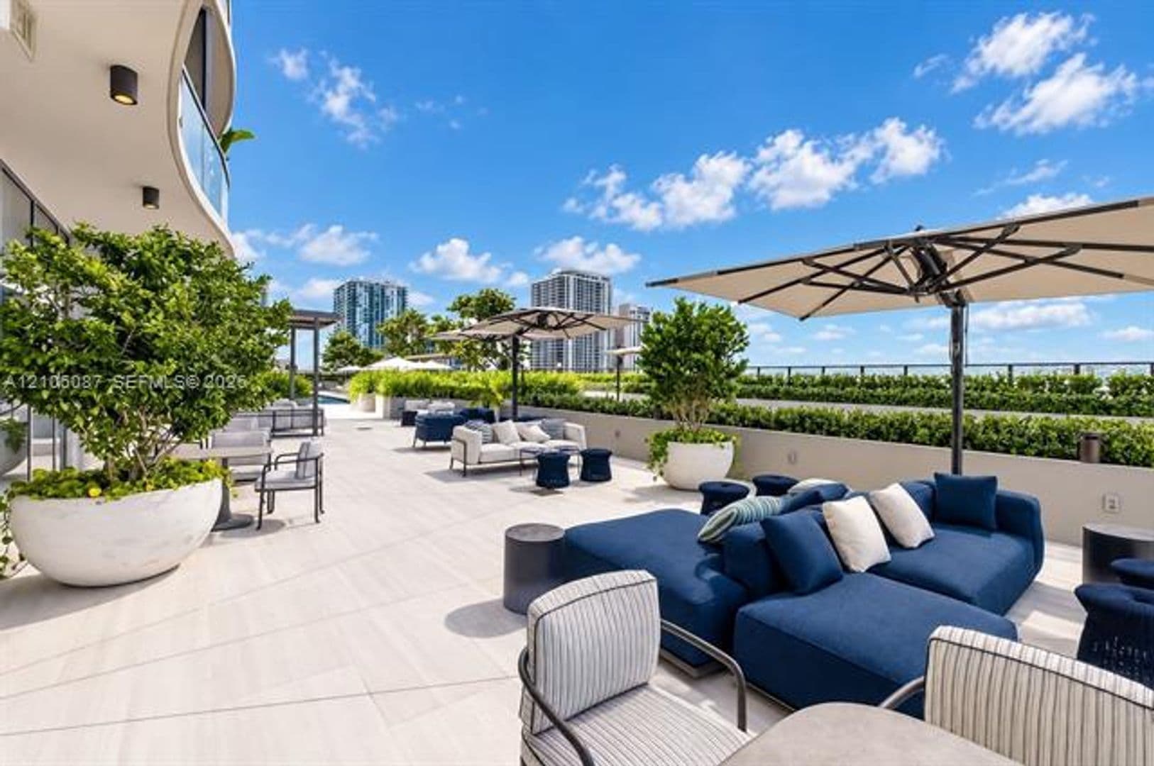 Miami Condo: 1400 Biscayne Blvd cu-2906