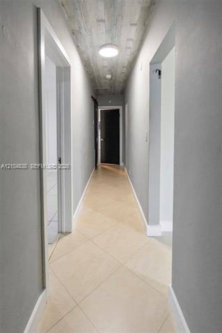 Plantation House: 5250 SW 4th Ct # 5250