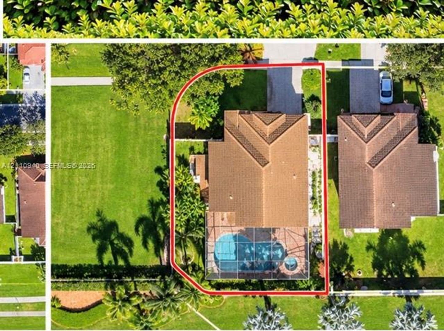 Pembroke Pines House: 18438 NW 9th St # 0