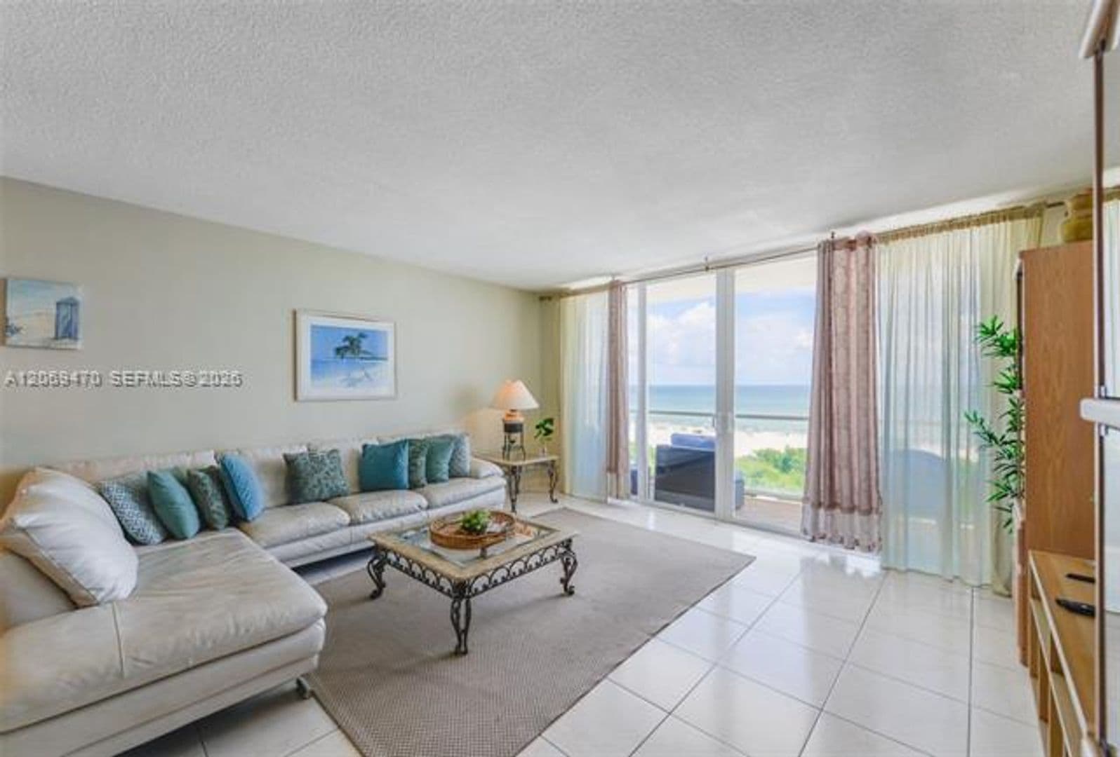Miami Beach Condo: 5601 Collins Ave cu-512