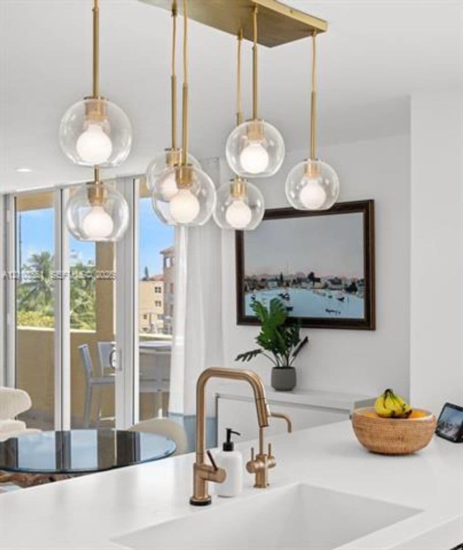 Miami Beach Condo: 90 Alton Rd cu-511