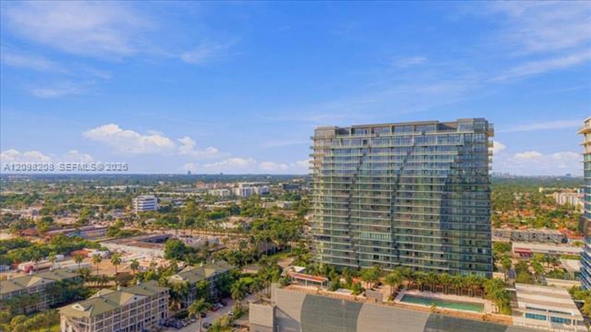 Hallandale Beach Condo: 1170 E Hallandale cu-2109