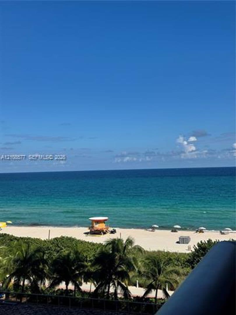 Miami Beach Condo: 6039 Collins Ave cu-715