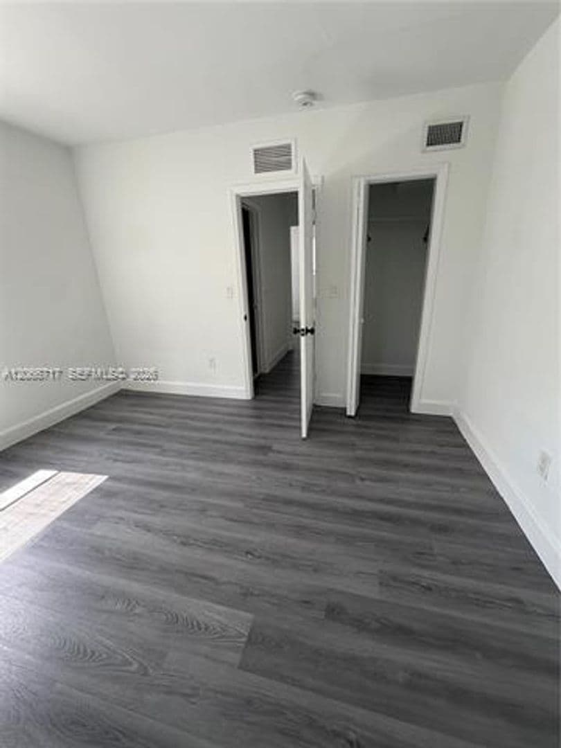 Miami House: 328 SW 15th Ave # 328