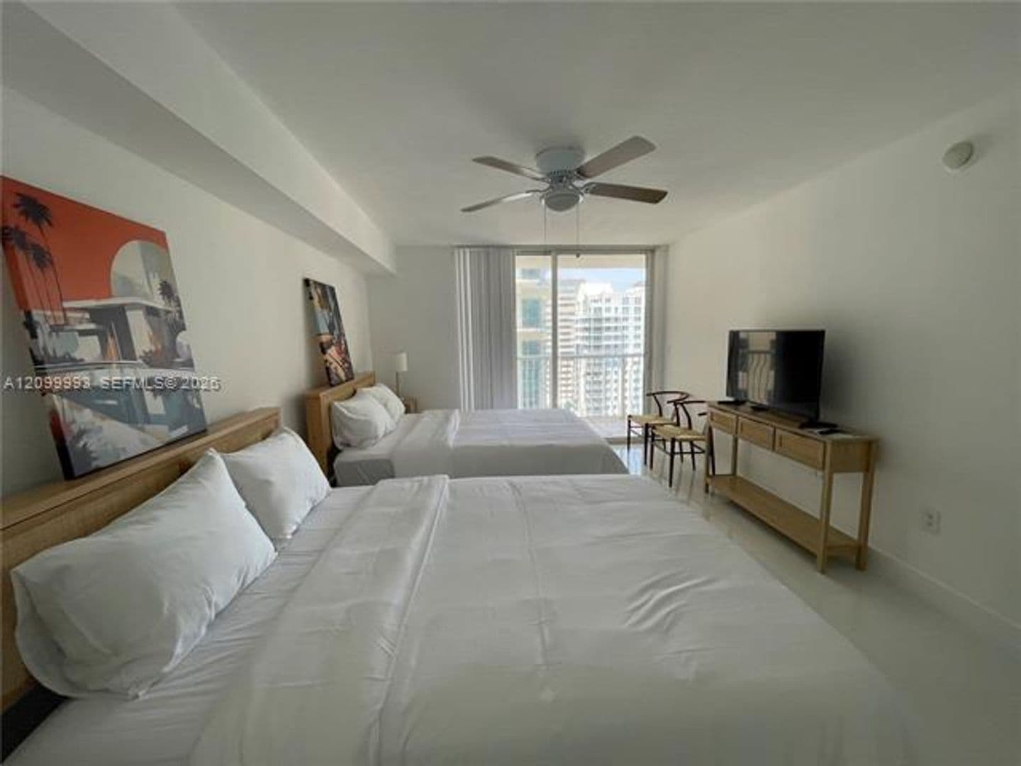 Miami Condo: 1200 Brickell Bay Dr cu-3104