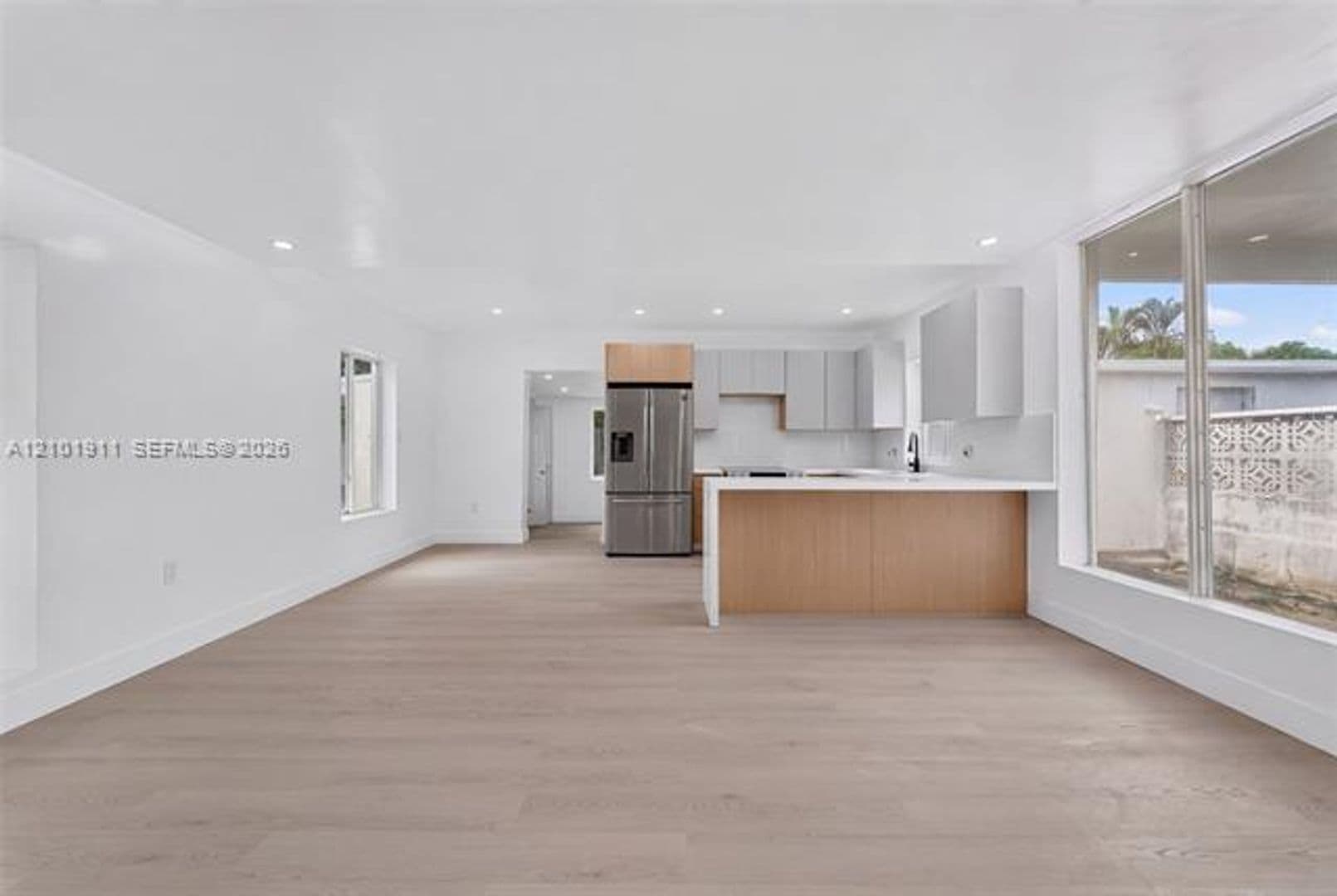 Miami House: 334 NW 110th St # 334