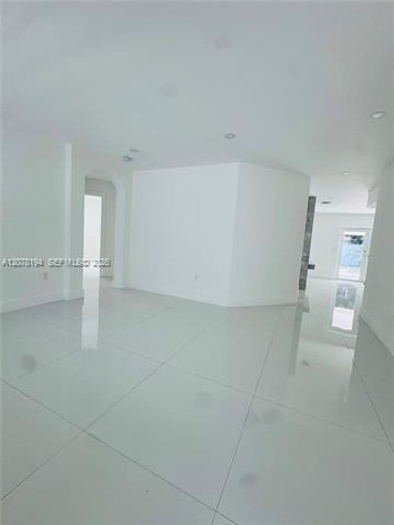 Homestead House: 13362 SW 282nd St # 13362