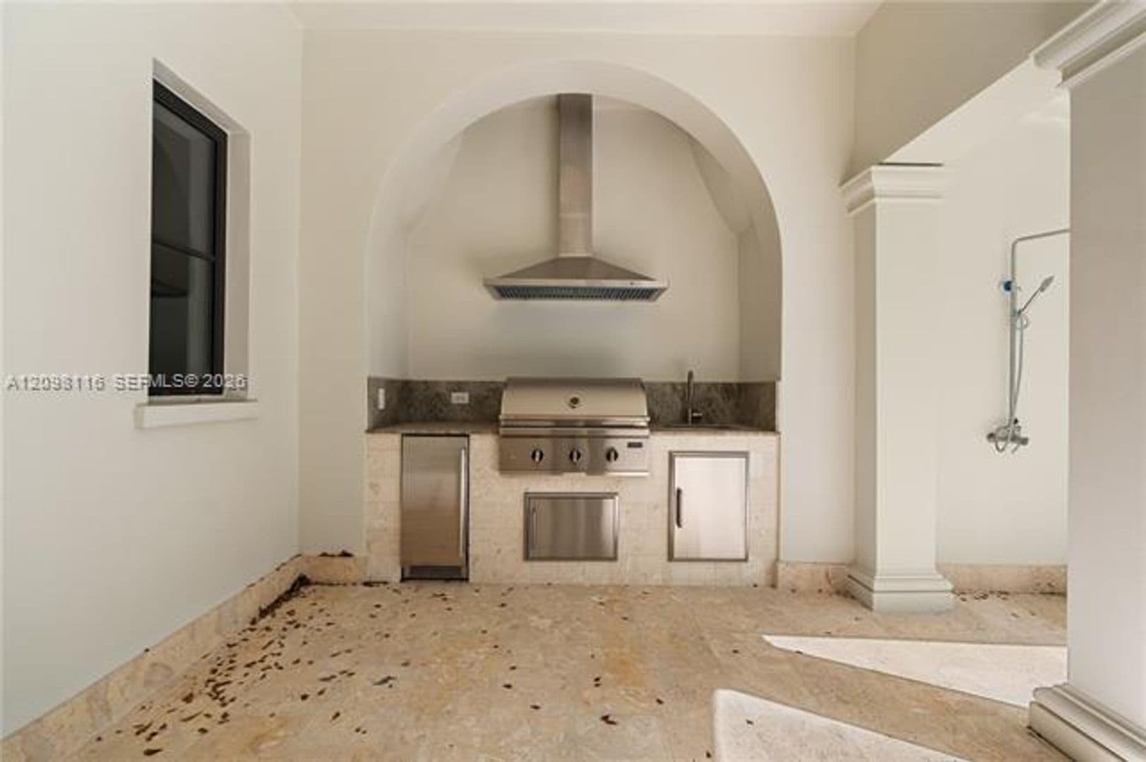 Coral Gables Condo: 555 Santander Ave cu-V4