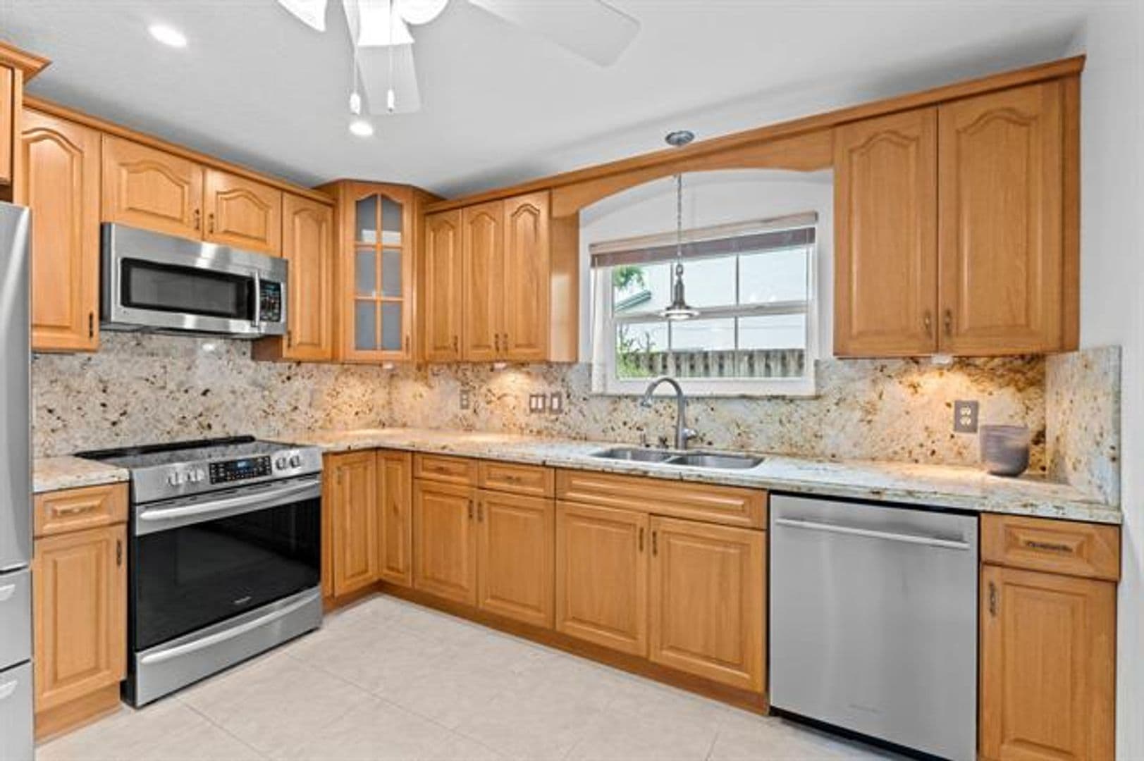 Cooper City House: 5611 SW 97th Ter # 5611