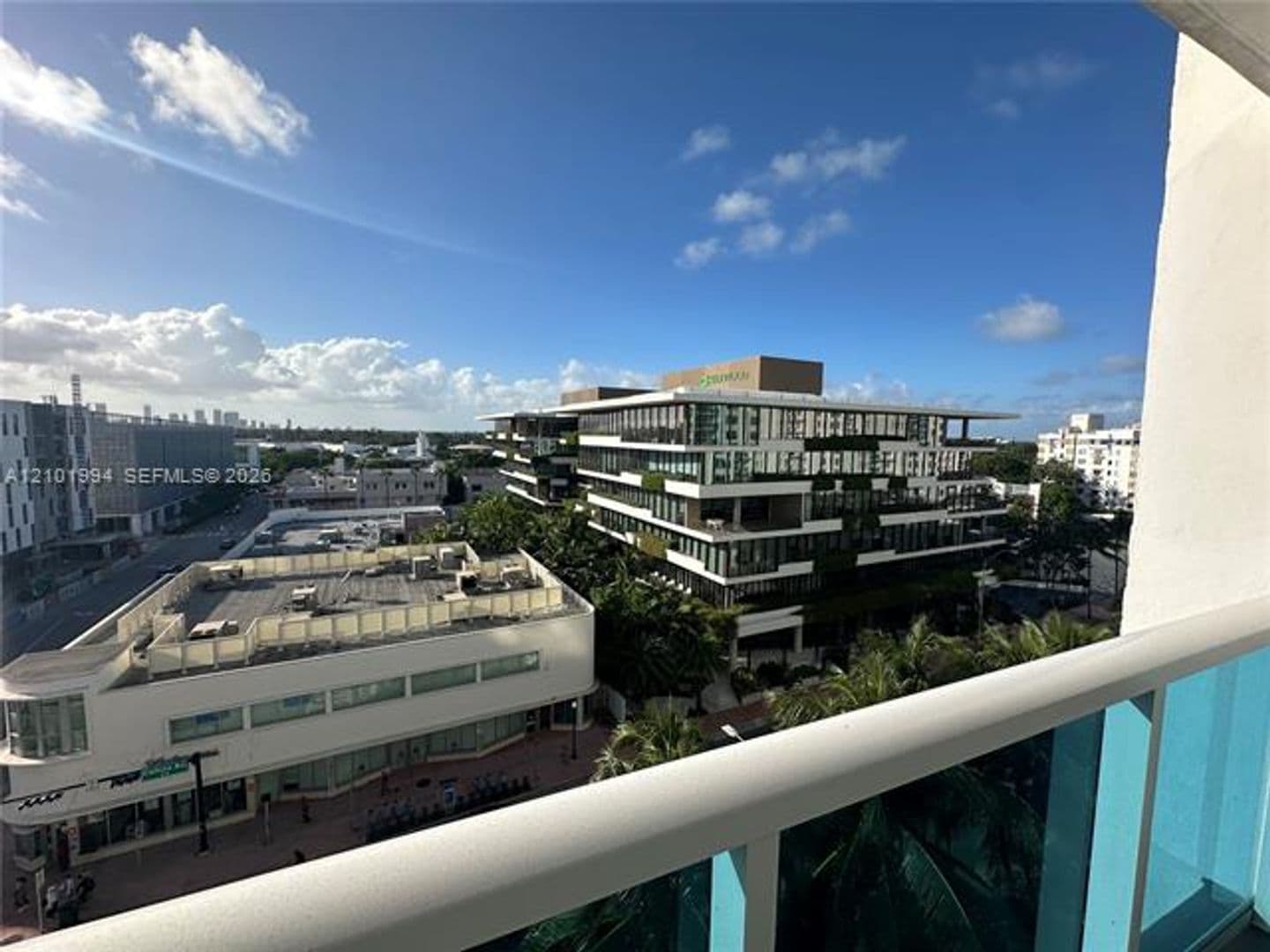 Miami Beach Condo: 2301 Collins Av cu-737