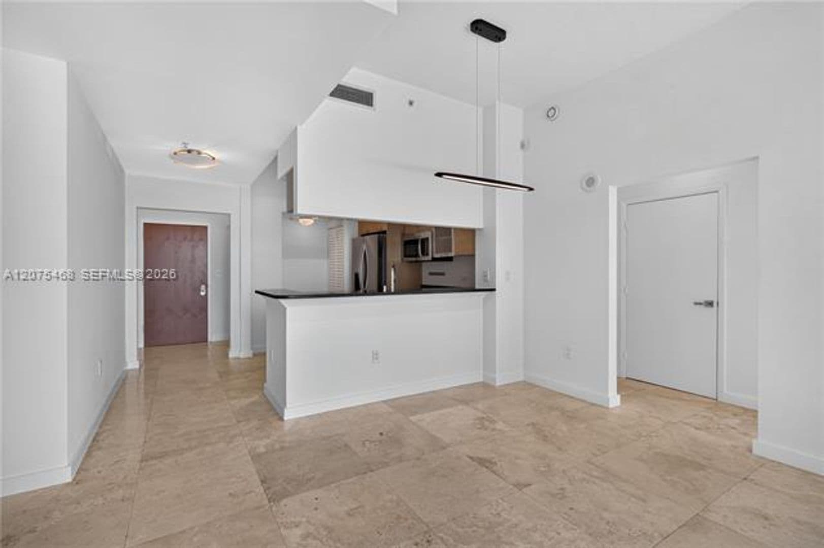 Miami Condo: 31 SE 5th St cu-4212