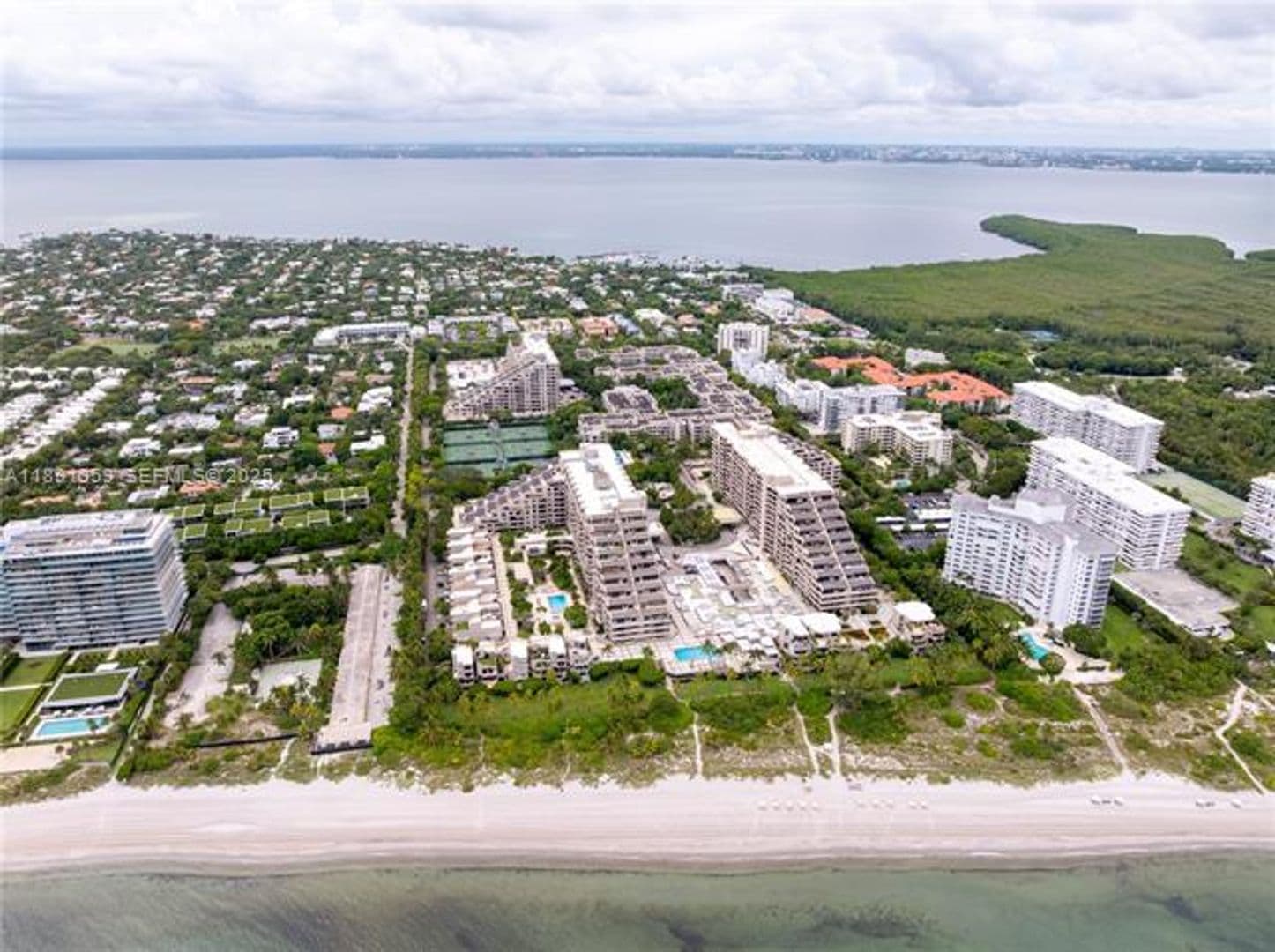 Key Biscayne Condo: 101 Crandon Blvd cu-379
