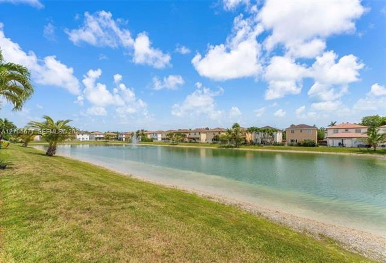 Doral House: 11320 NW 43rd Ter # 11320