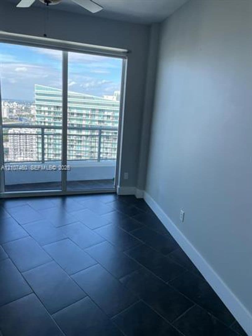 Miami Condo: 60 SW 13th St cu-3426