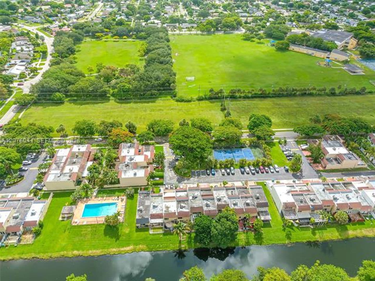 Miami Townhome: 8120 SW 103rd Ave th 8120