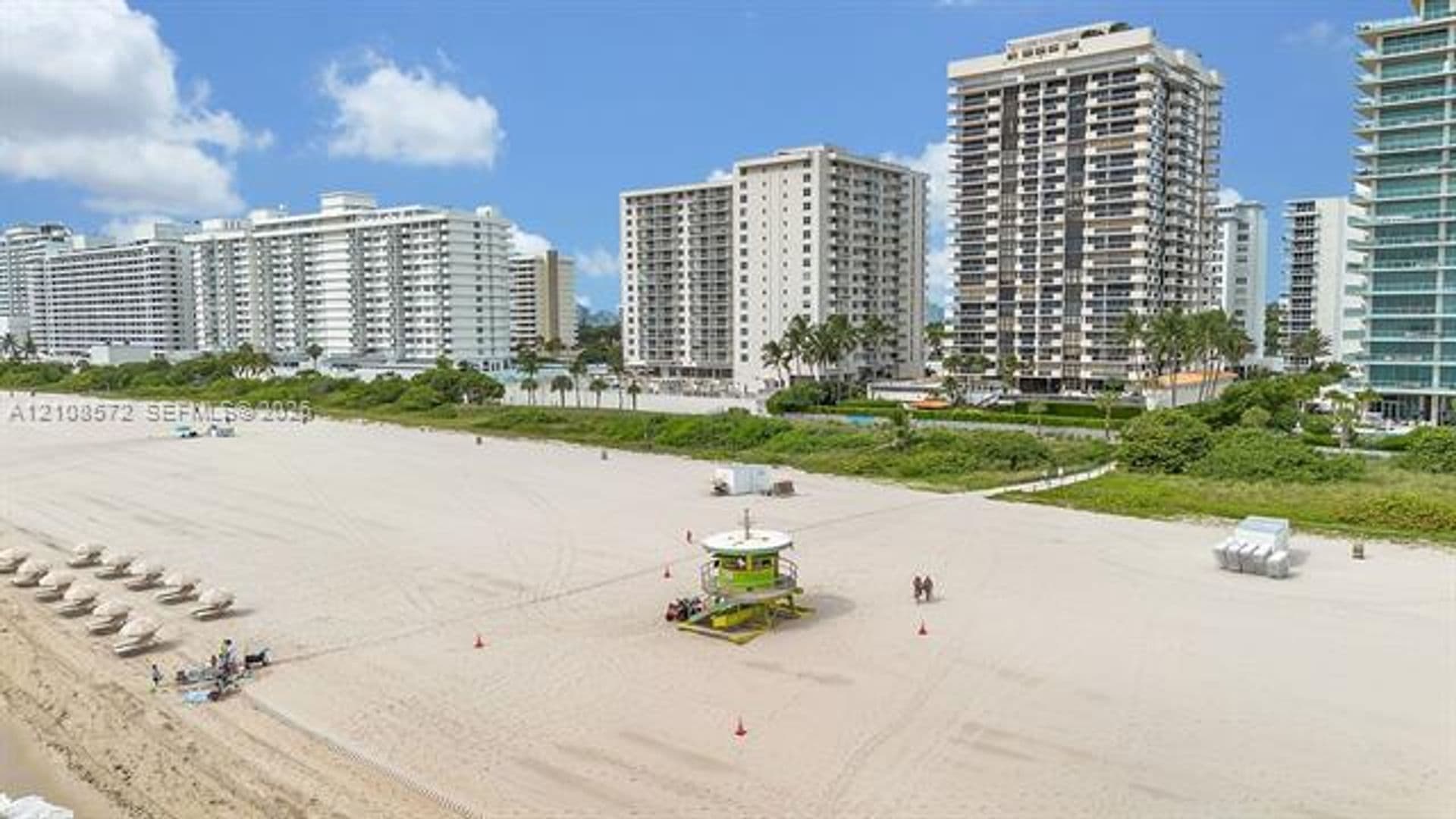 Miami Beach Condo: 5701 Collins Ave cu-301