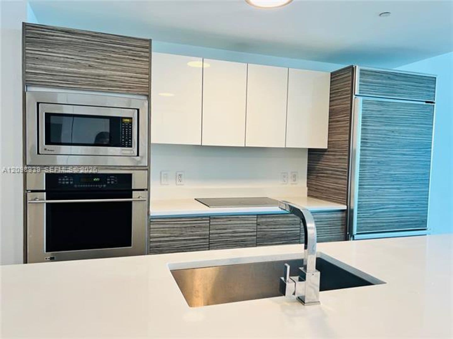 Miami Condo: 460 NE 28th St cu-1206