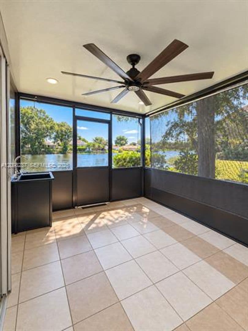 Plantation Condo: 232 Wimbledon Lake Dr cu-232