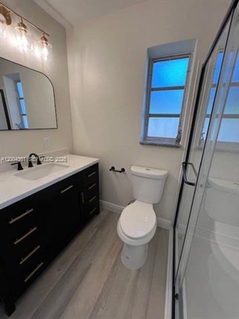 Miami House: 2500 SW 58th Ave # 2500