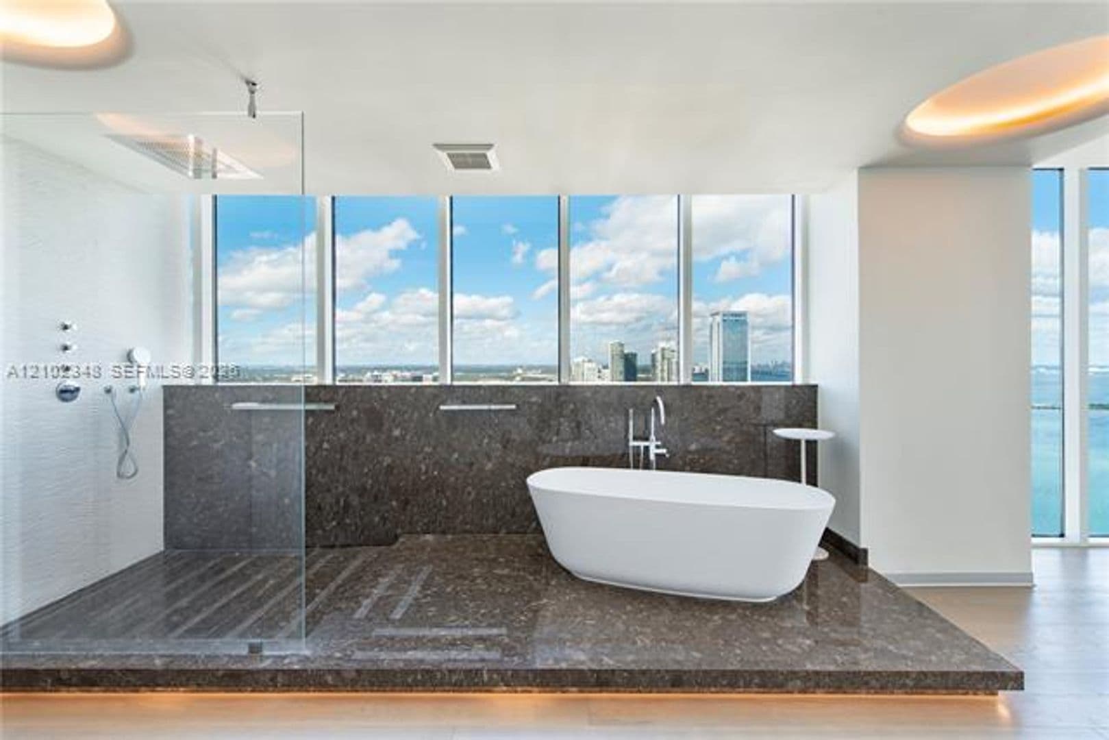 Miami Condo: 2020 N Bayshore Dr cu-4502