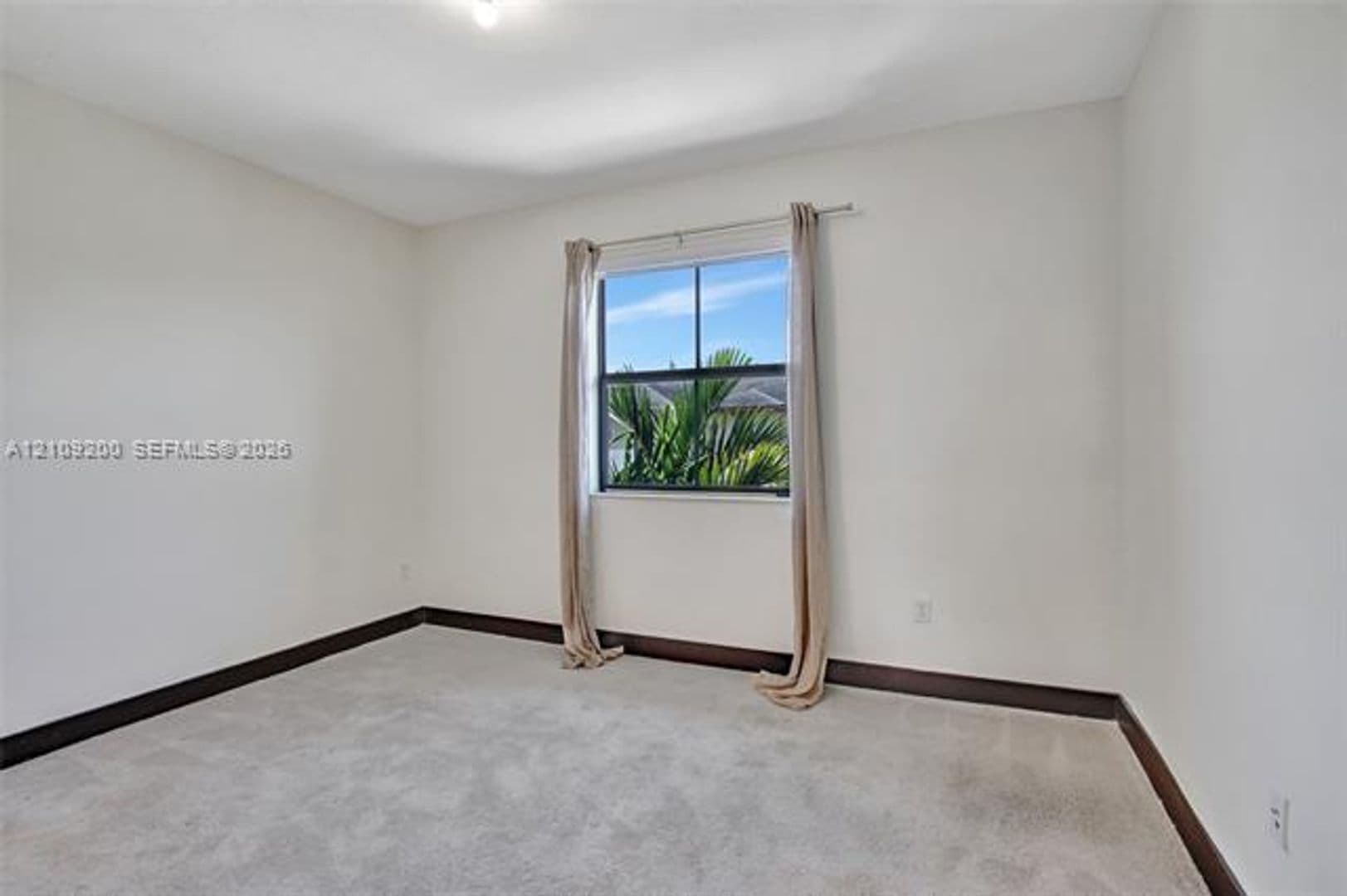 Miami Lakes Townhome: 16011 NW 91st Ct th 16011