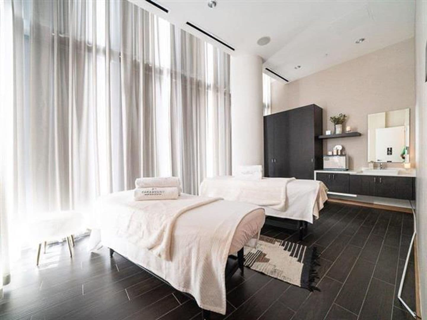 Miami Condo: 851 NE 1st Ave cu-2402