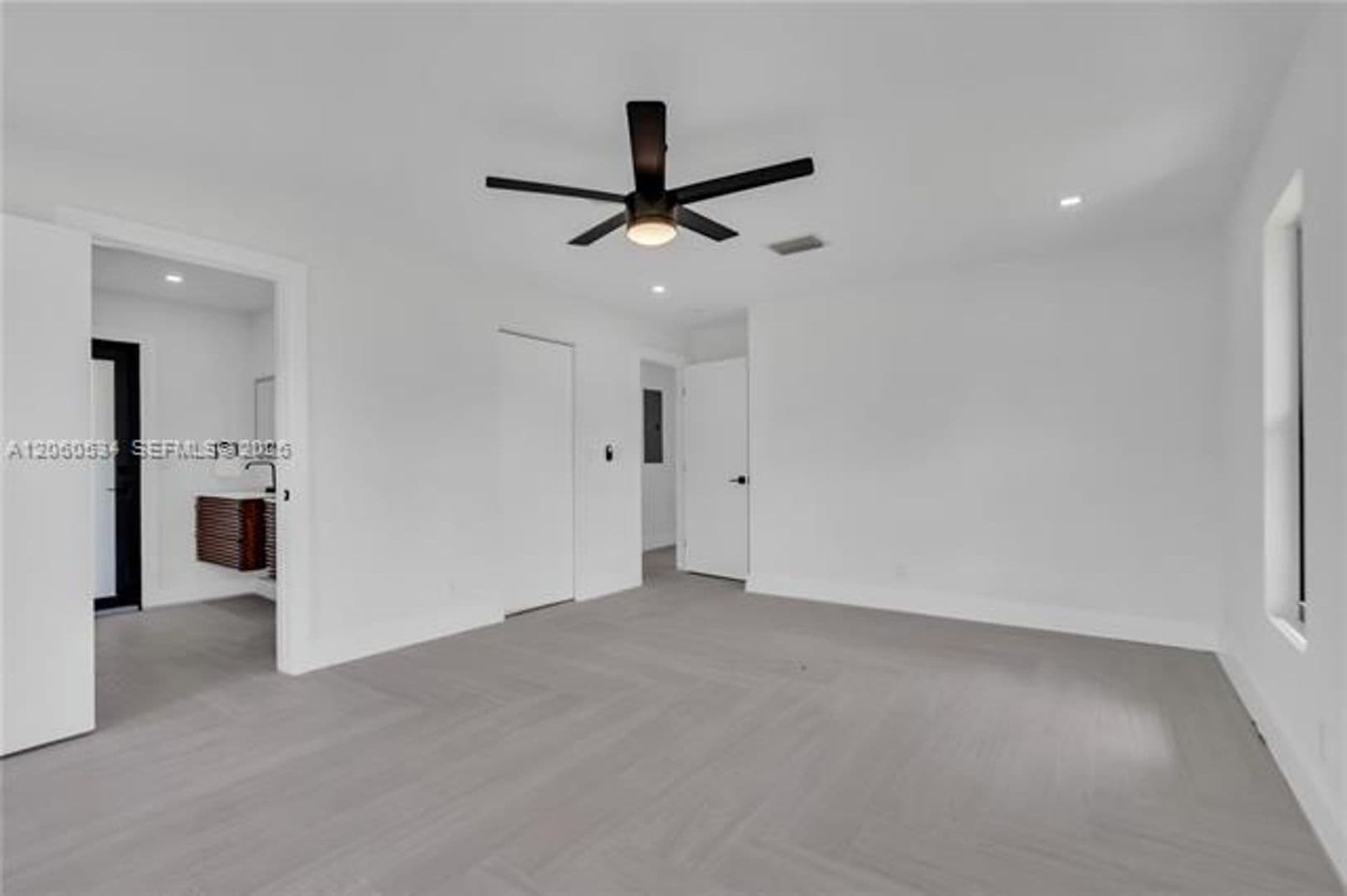 Southwest Ranches House: 17680 SW 54th St # 17680