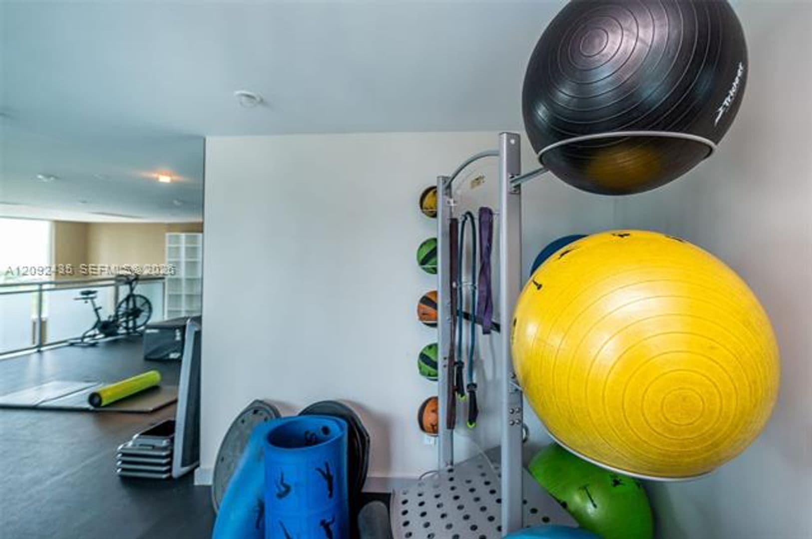 Miami Condo: 60 SW 13th St cu-4002