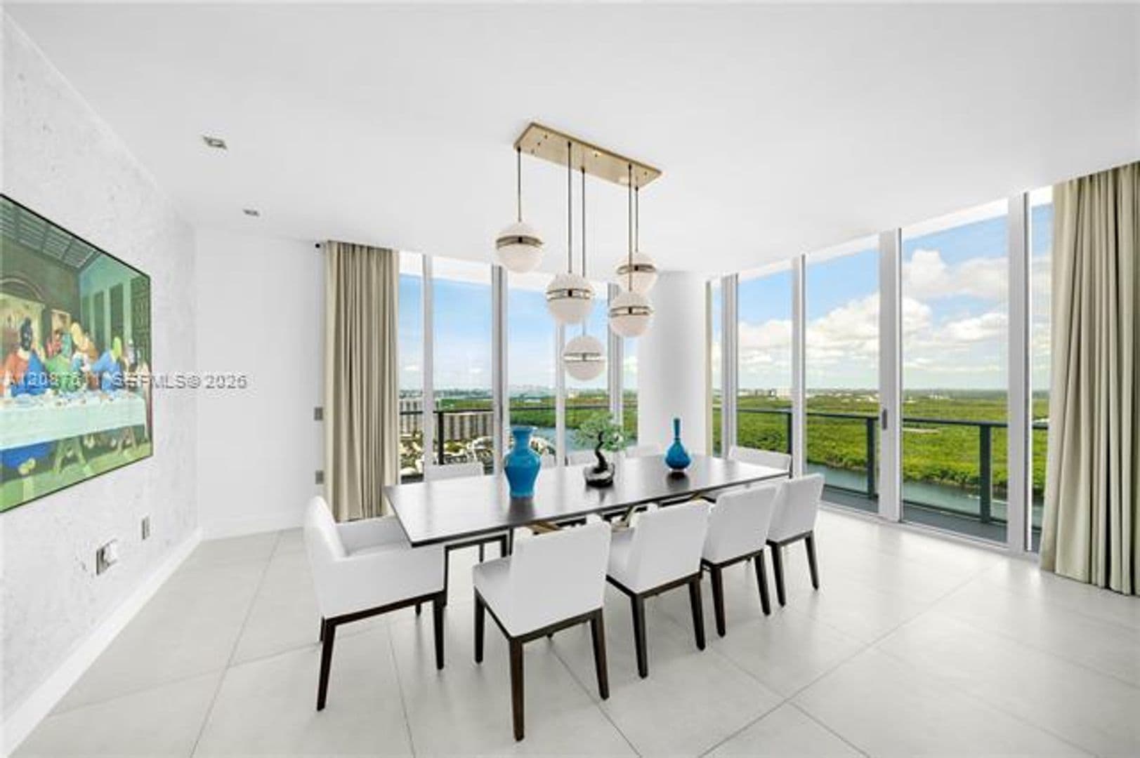 Sunny Isles Beach Condo: 330 Sunny Isles Blvd cu-5-TS01