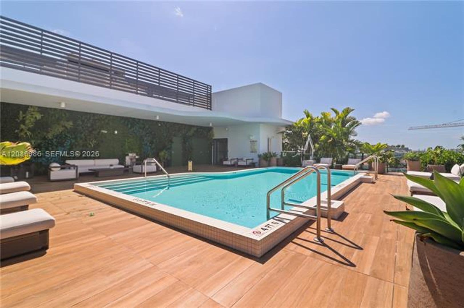 Bay Harbor Islands Condo: 9901 W Bay Harbor Dr cu-405