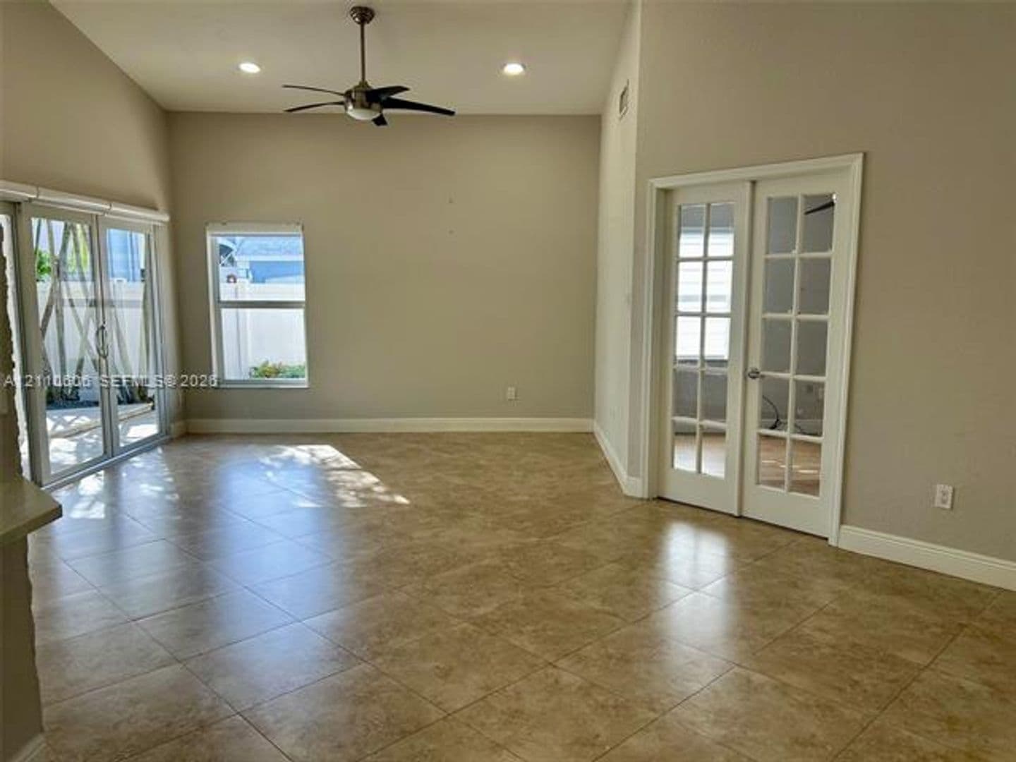 Davie House: 14200 Oak Ridge Dr # 14200