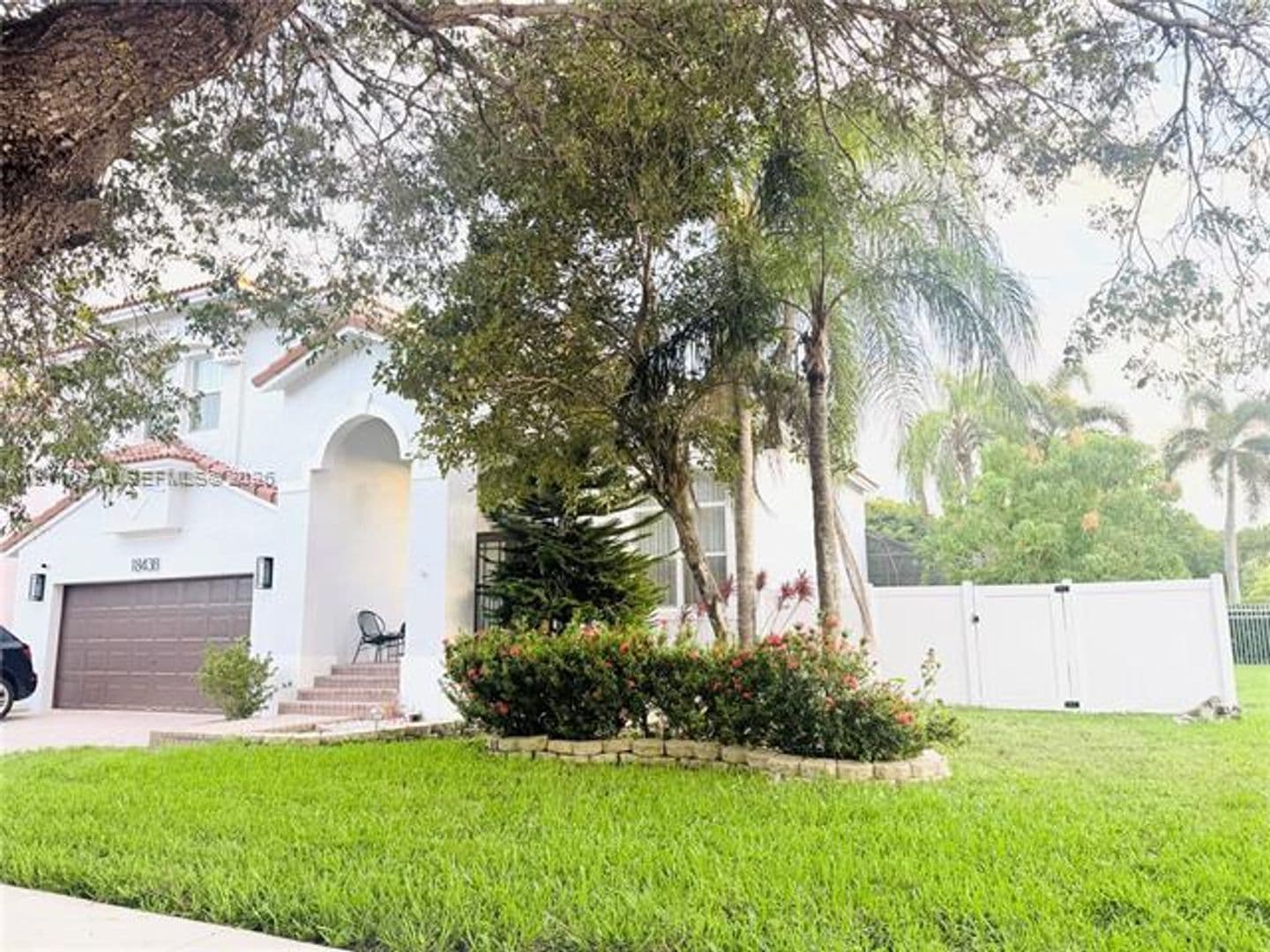 Pembroke Pines House: 18438 NW 9th St # 0